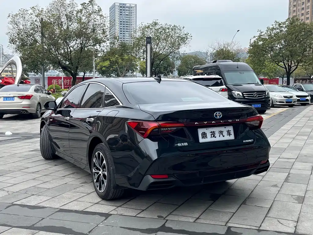 Toyota Toyota Avalon 2023 Hybrid 2.5L Luxury Edition 2024 - thumbnail 8