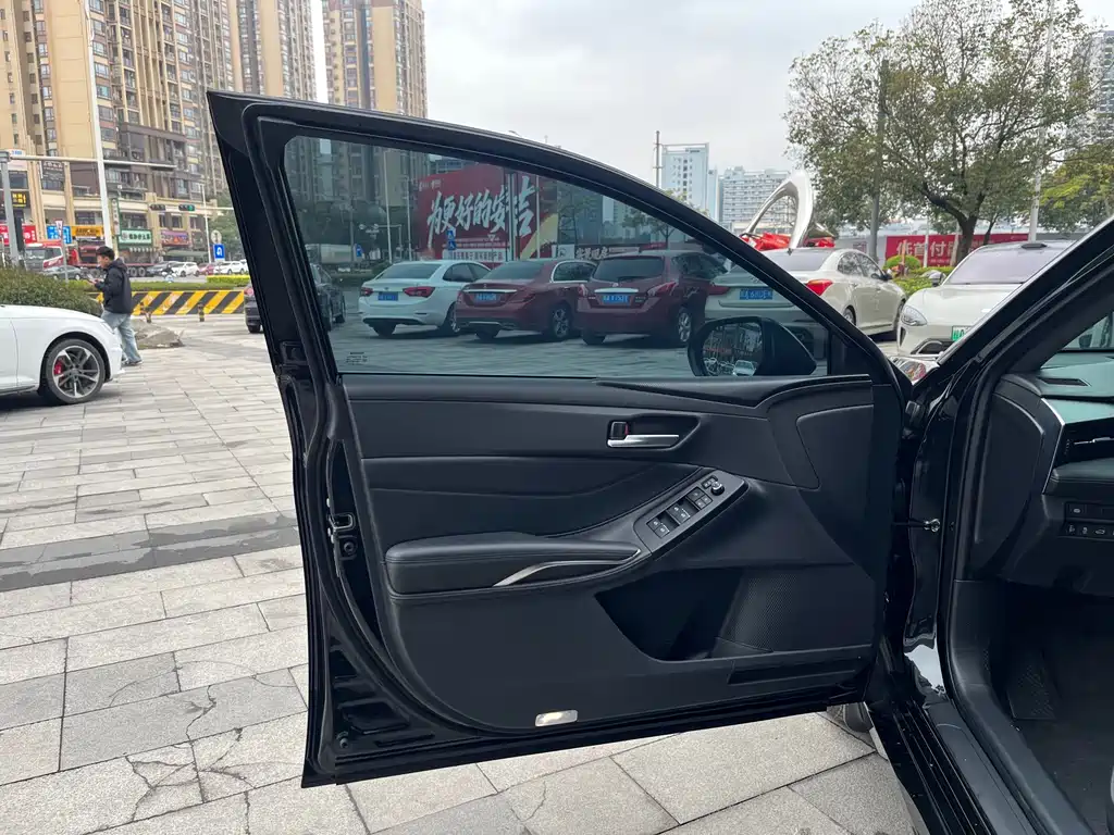Toyota Toyota Avalon 2023 Hybrid 2.5L Luxury Edition 2024 - thumbnail 9