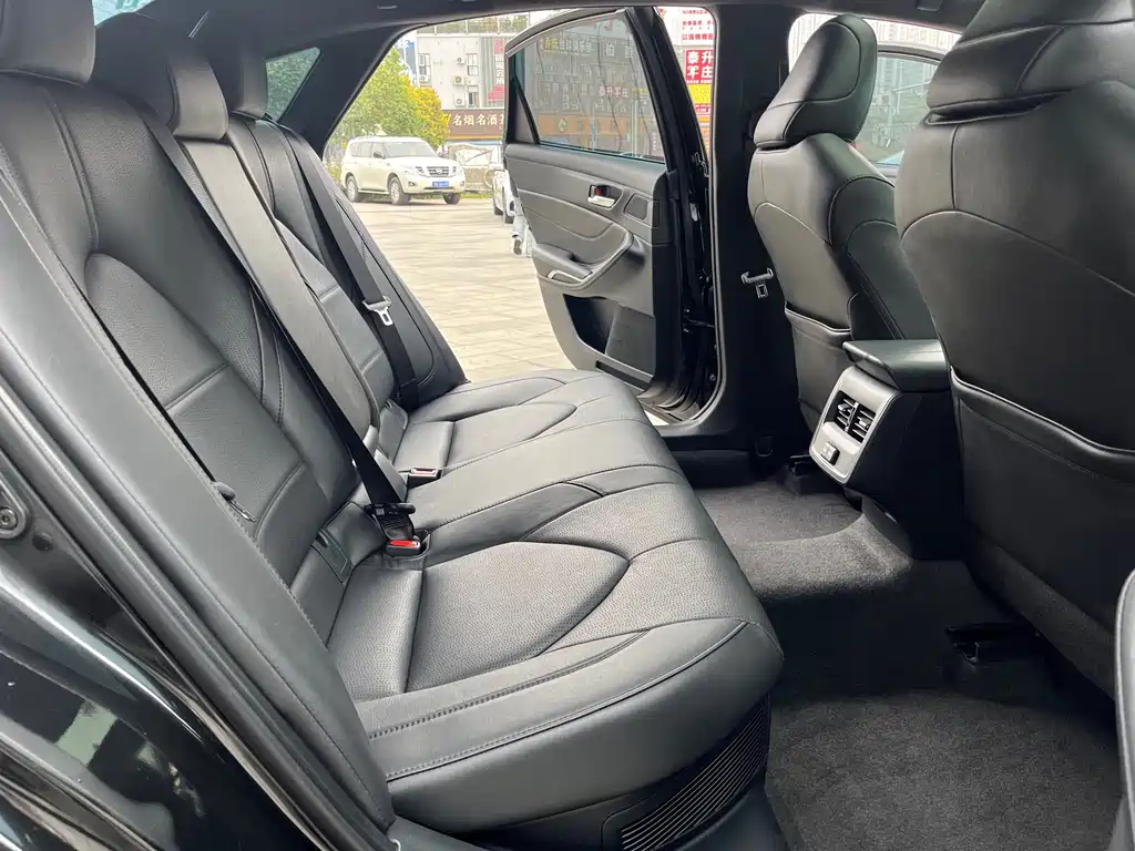 Toyota Toyota Avalon 2023 Hybrid 2.5L Luxury Edition 2024 - thumbnail 13
