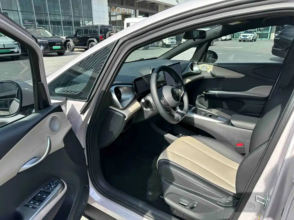 BYD Dolphin 2025 Intelligent Driving Edition 420km Freedom Edition 2025 - thumbnail 5