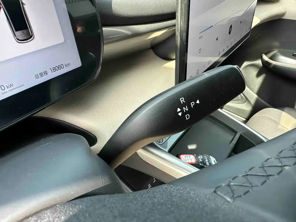 BYD Dolphin 2025 Intelligent Driving Edition 420km Freedom Edition 2025 - thumbnail 8