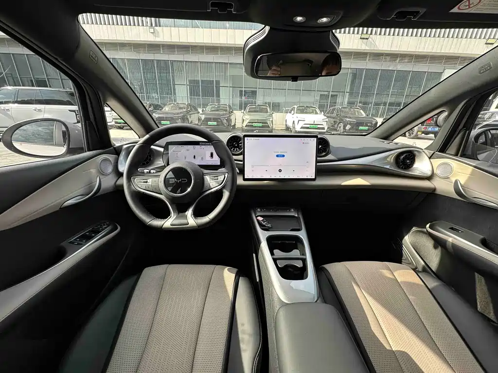 BYD Dolphin 2025 Intelligent Driving Edition 420km Freedom Edition 2025 - thumbnail 10
