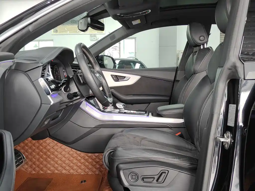 Audi Audi Q8 2021 55 TFSI Premium Dynamic Edition 2021 - thumbnail 3