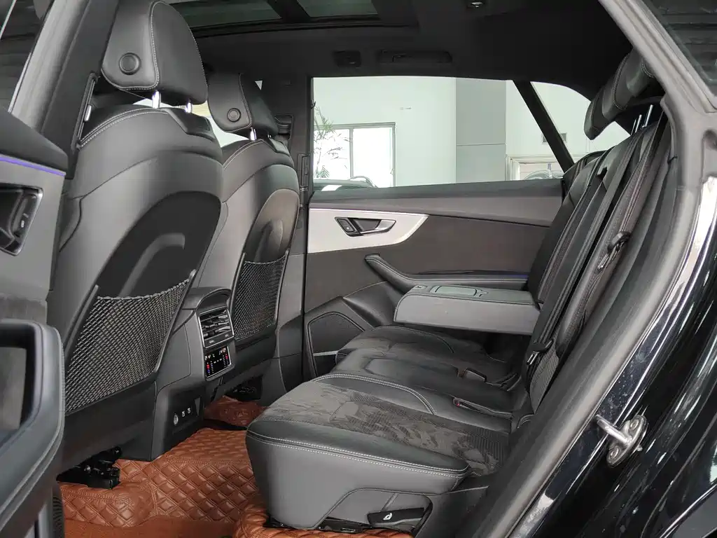 Audi Audi Q8 2021 55 TFSI Premium Dynamic Edition 2021 - thumbnail 4