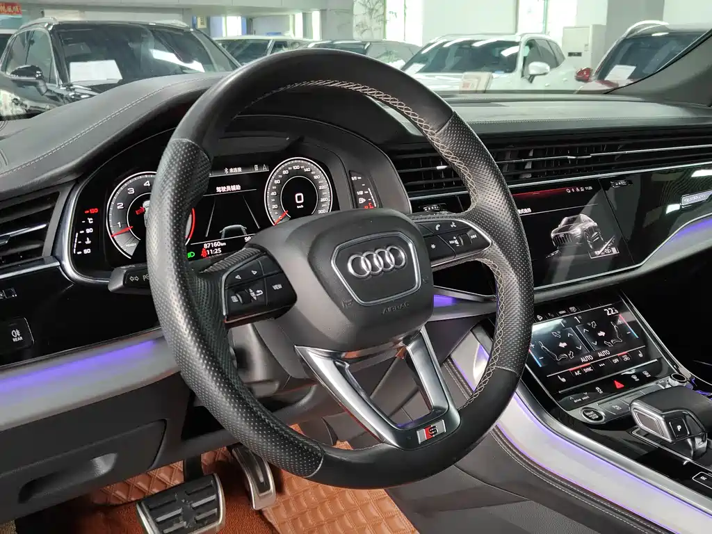 Audi Audi Q8 2021 55 TFSI Premium Dynamic Edition 2021 - thumbnail 6