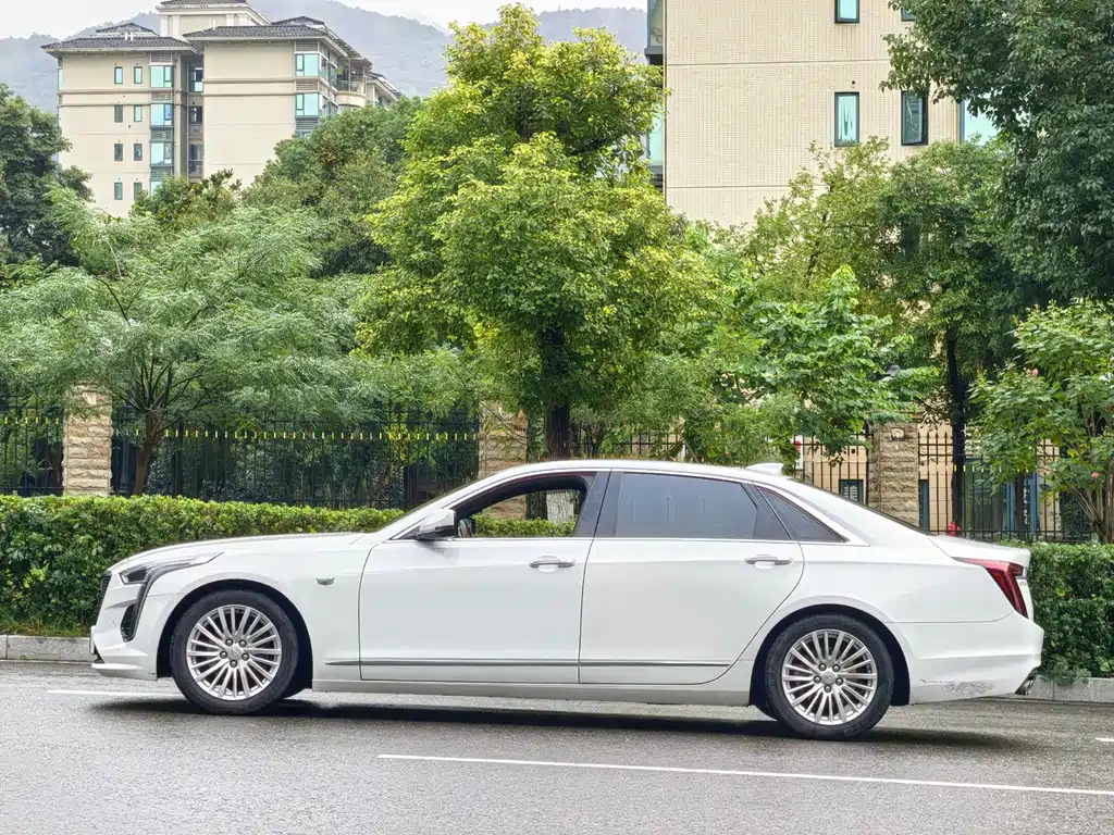 Cadillac Cadillac CT6 2021 28T Luxury 2021 - thumbnail 13