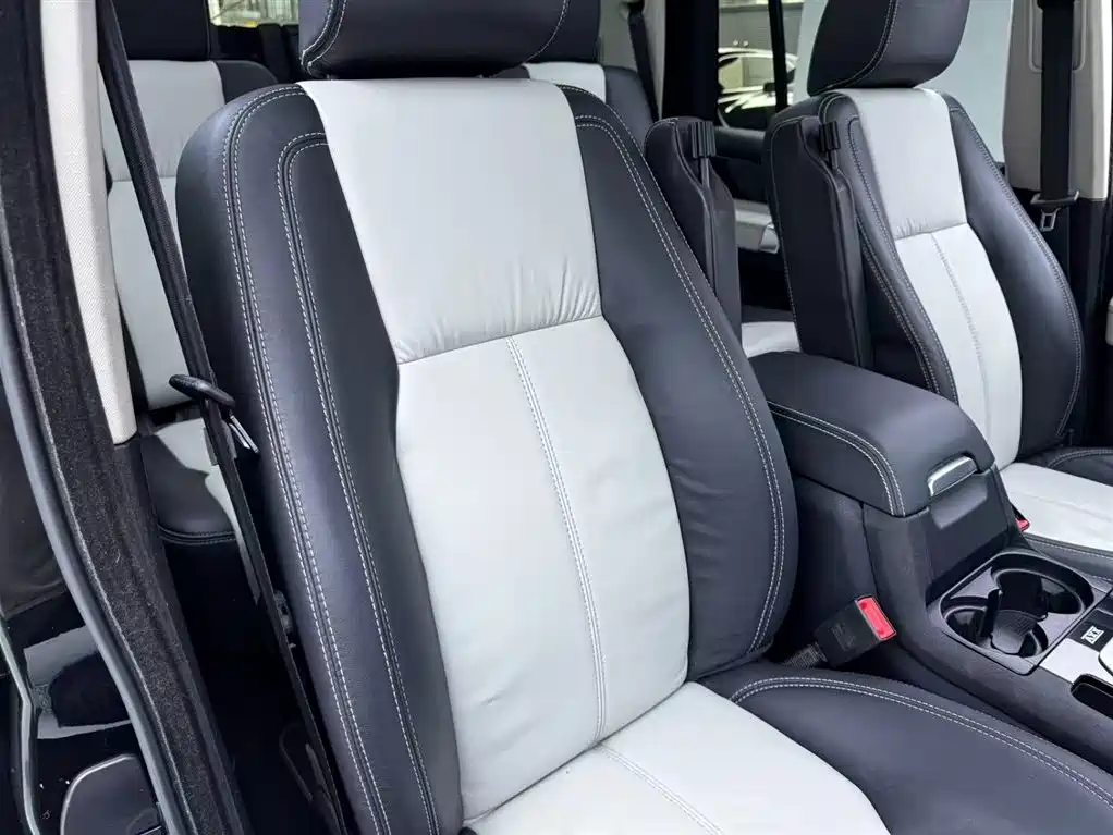 Land Rover Discovery 2014 3.0 SC V6 XXV Edition 2014 - thumbnail 17