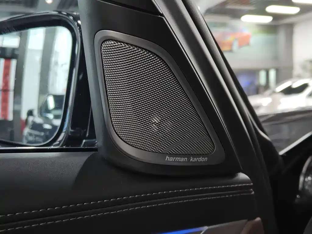 BMW BMW 7 Series 2019 Facelift 740Li Leading Model Luxury Package 2020 - thumbnail 11