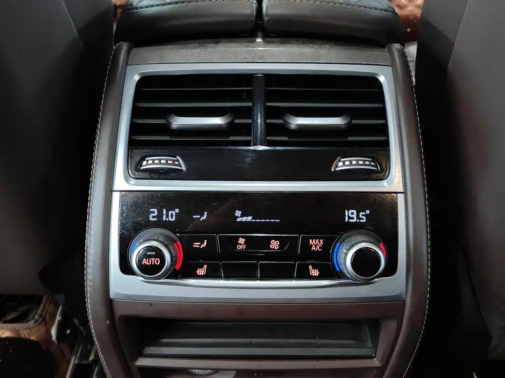 BMW BMW 7 Series 2019 Facelift 740Li Leading Model Luxury Package 2020 - thumbnail 12