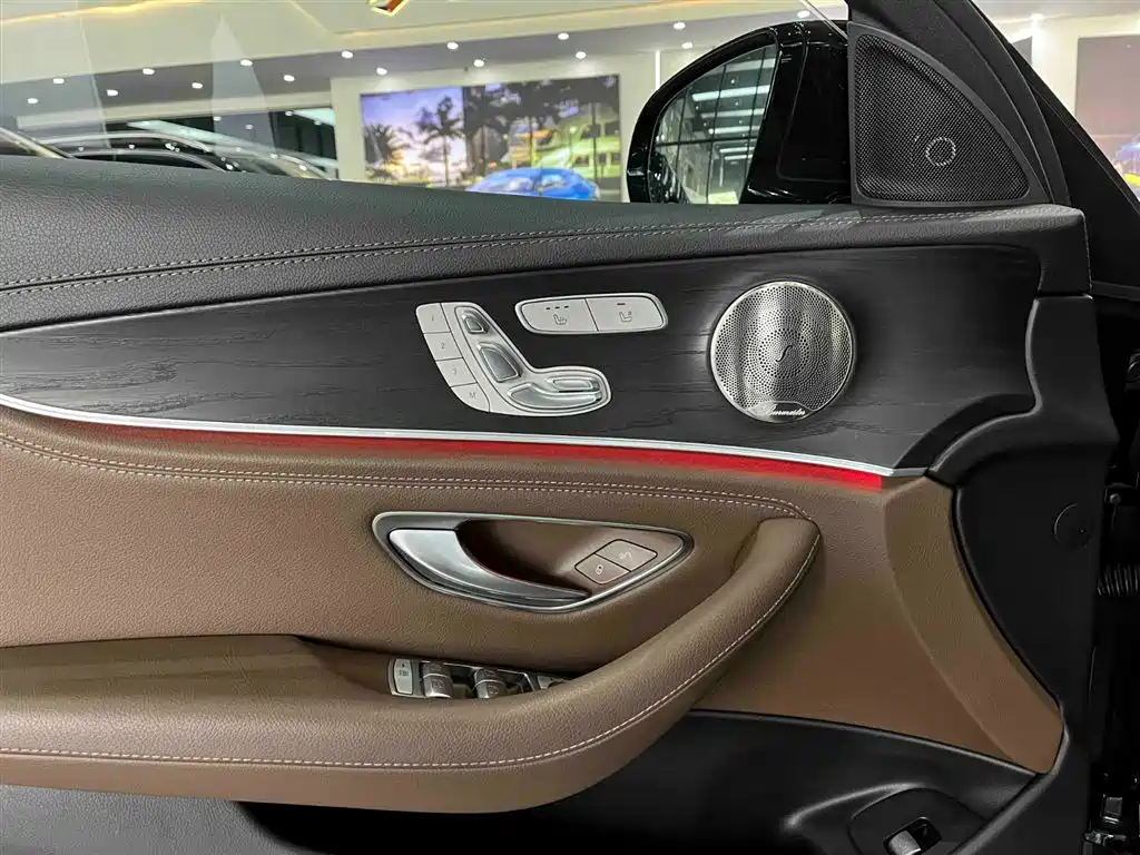 Mercedes-Benz Mercedes-Benz E-Class 2023 Model Year Facelift E 300 L Sport Luxury Edition 2023 - thumbnail 12