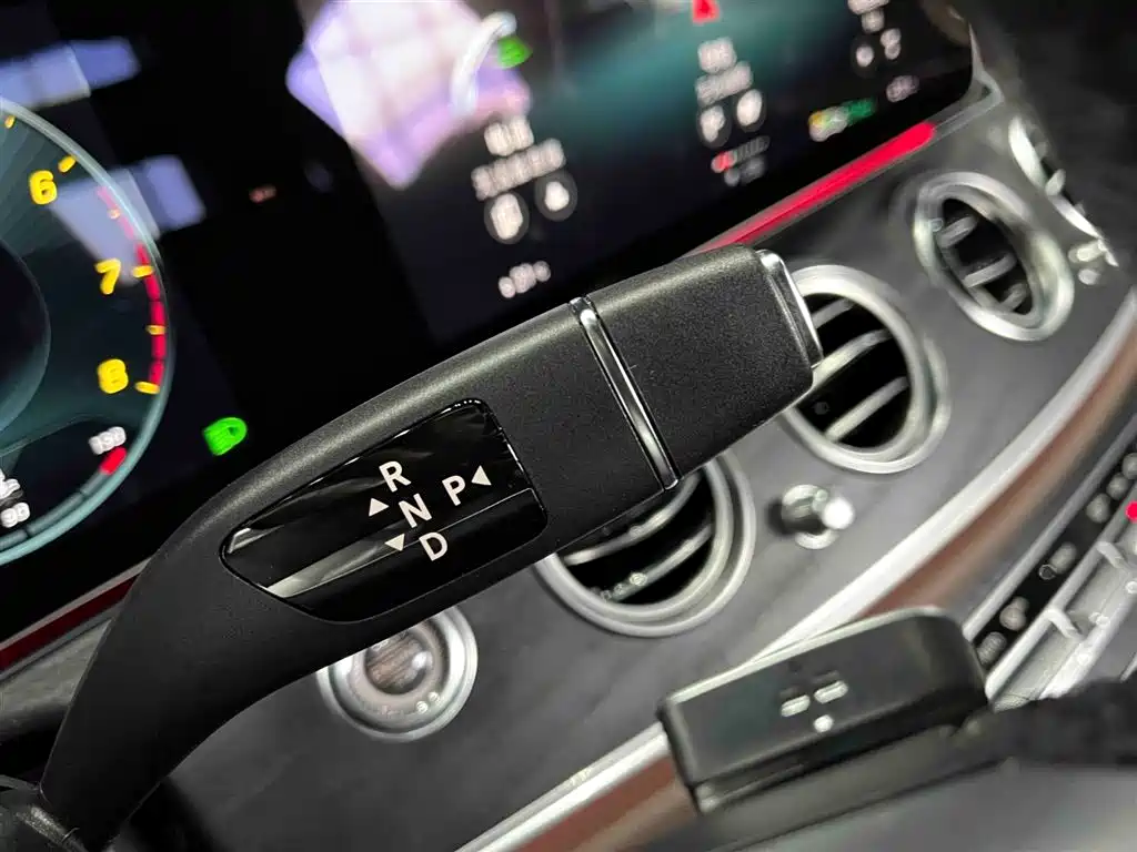 Mercedes-Benz Mercedes-Benz E-Class 2023 Model Year Facelift E 300 L Sport Luxury Edition 2023 - thumbnail 21