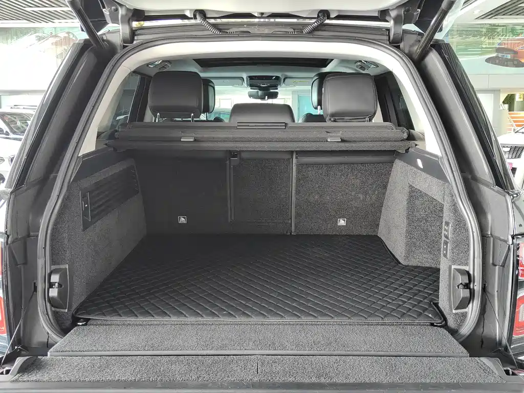 Land Rover Range Rover 2019 3.0 SCV6 Heritage Edition 2019 - thumbnail 15