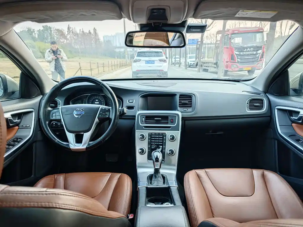 Volvo Volvo S60 2015 S60L 2.0T Intelligent Edition 2015 - thumbnail 4