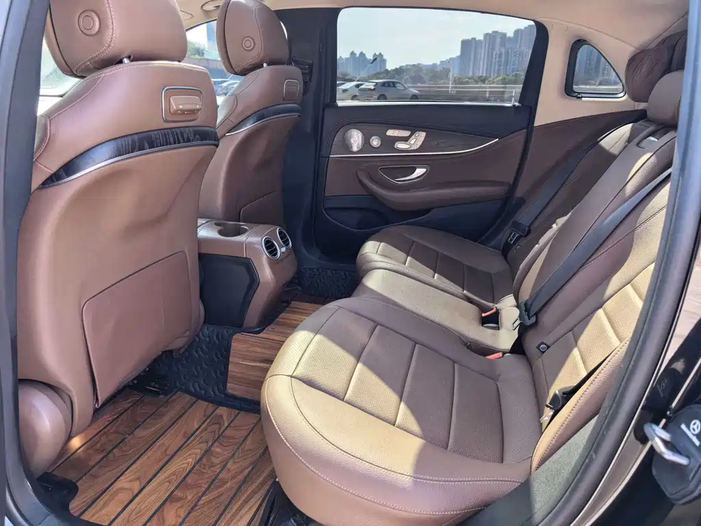 Mercedes-Benz Mercedes-Benz E-Class 2020 Model Year Facelift E 300 L Sport Exclusive Edition 2020 - thumbnail 5