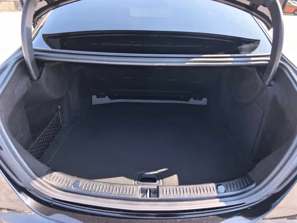 Mercedes-Benz Mercedes-Benz E-Class 2020 Model Year Facelift E 300 L Sport Exclusive Edition 2020 - thumbnail 14