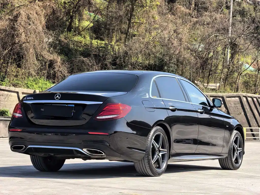Mercedes-Benz Mercedes-Benz E-Class 2020 Model Year Facelift E 300 L Sport Exclusive Edition 2020 - thumbnail 15