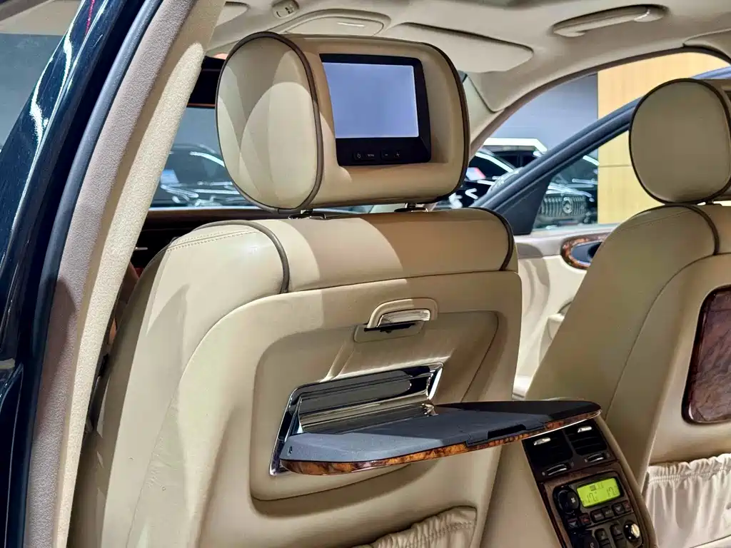 Jaguar Jaguar XJ 2007 XJ8L 4.2 RWD Long Wheelbase 2007 - thumbnail 13