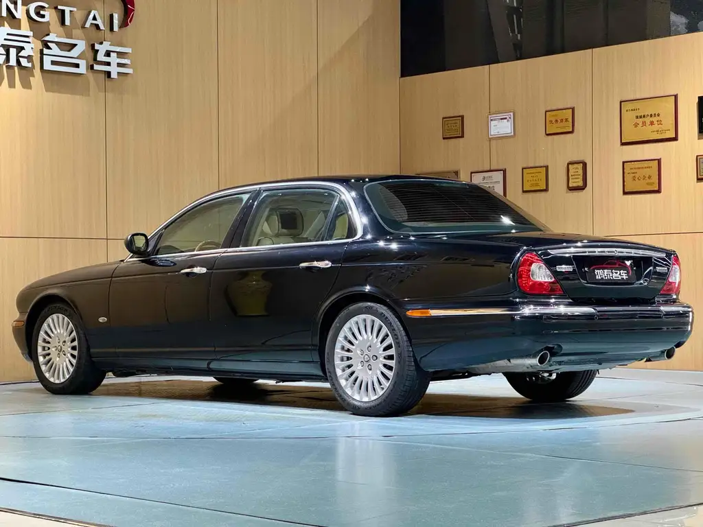 Jaguar Jaguar XJ 2007 XJ8L 4.2 RWD Long Wheelbase 2007 - thumbnail 18