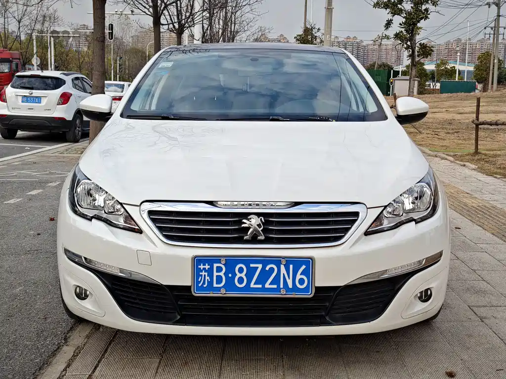 Peugeot Peugeot 308S 2015 1.6T Automatic Sport Edition 2016 - thumbnail 2
