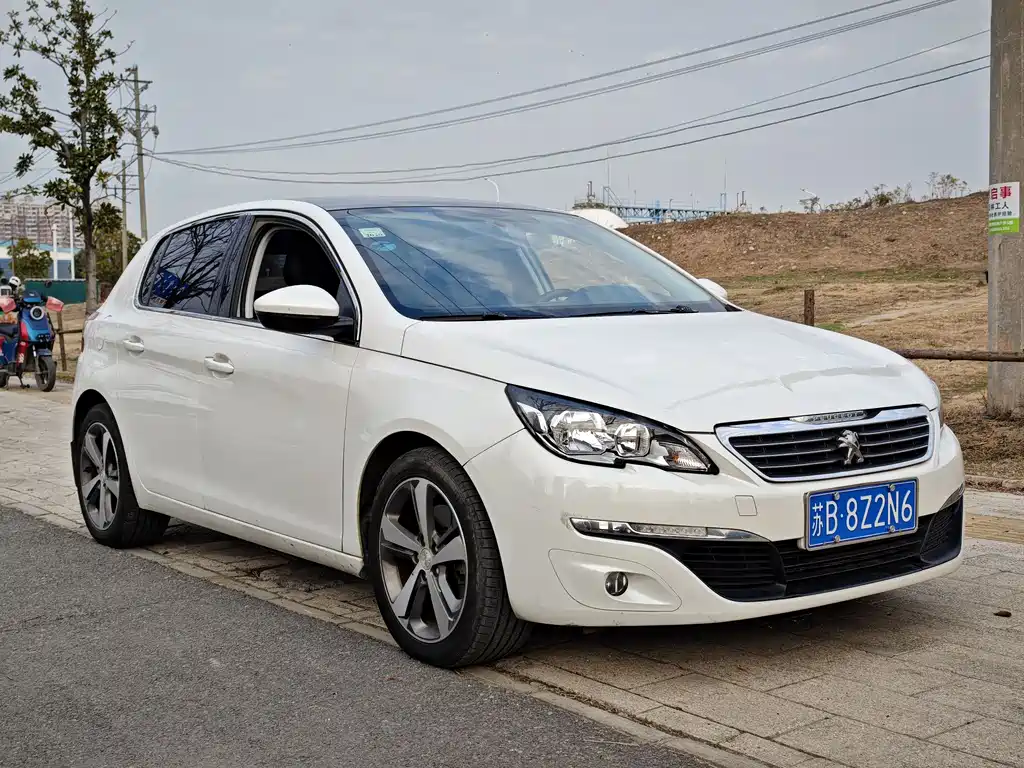 Peugeot Peugeot 308S 2015 1.6T Automatic Sport Edition 2016 - thumbnail 3
