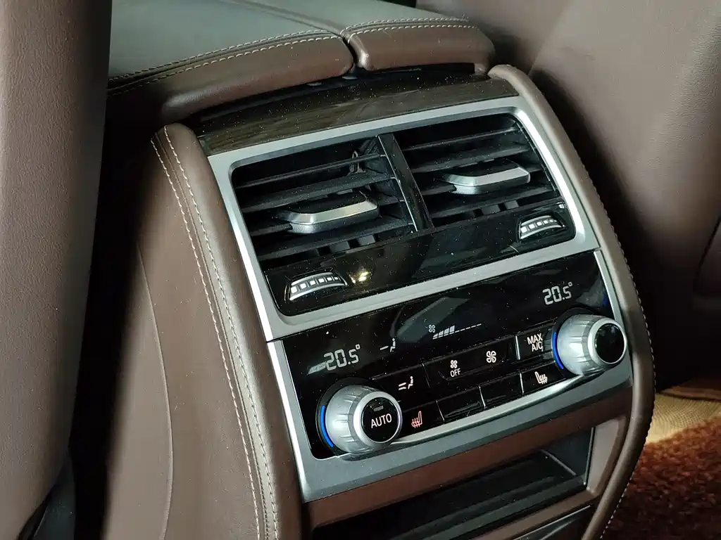 BMW BMW 7 Series 2019 Facelift 730Li Luxury Package 2021 - thumbnail 12