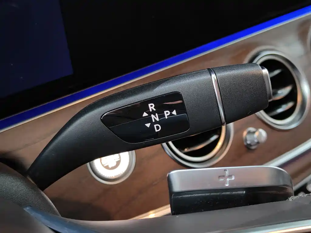 Mercedes-Benz Mercedes-Benz E-Class 2022 Facelift E 300 L Fashion Edition 2022 - thumbnail 11