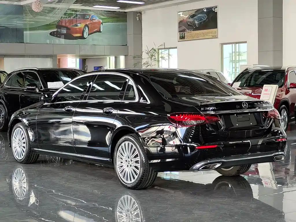Mercedes-Benz Mercedes-Benz E-Class 2022 Facelift E 300 L Fashion Edition 2022 - thumbnail 16