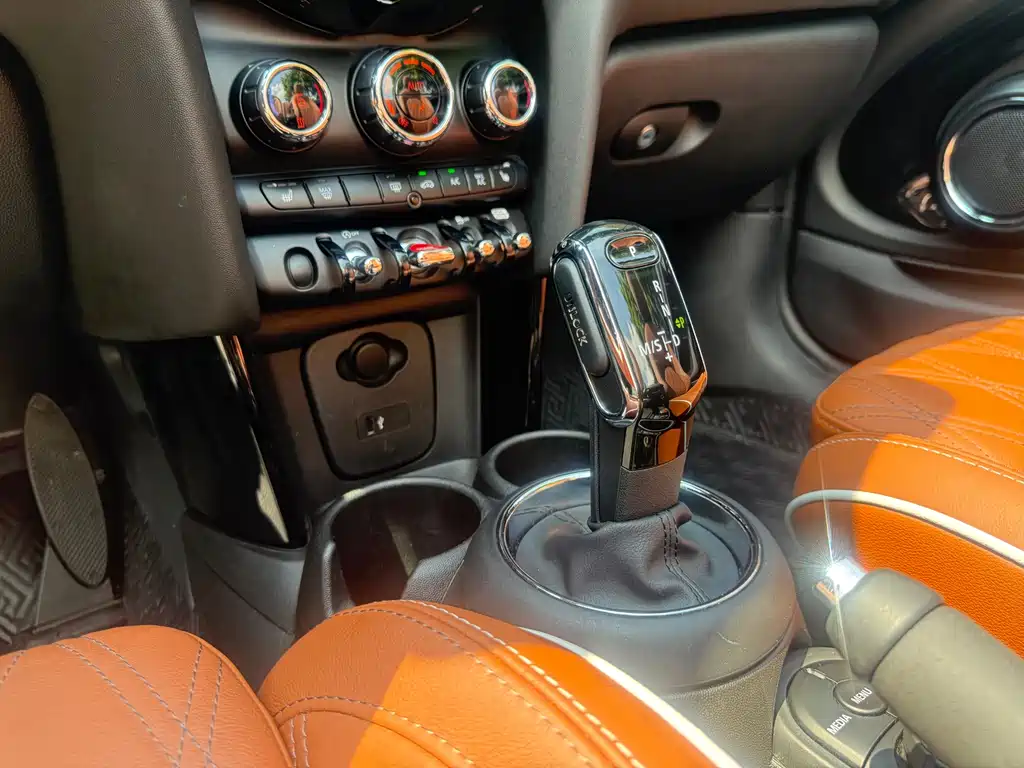 MINI MINI 2018 1.5T COOPER CABRIO Artist 2019 - thumbnail 20