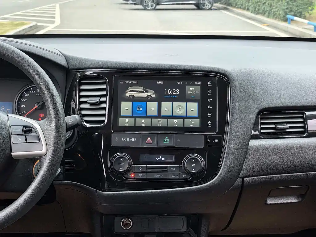 Mitsubishi Outlander 2020 2.0L 2WD Comfort Edition 5-seater 2021 - thumbnail 7