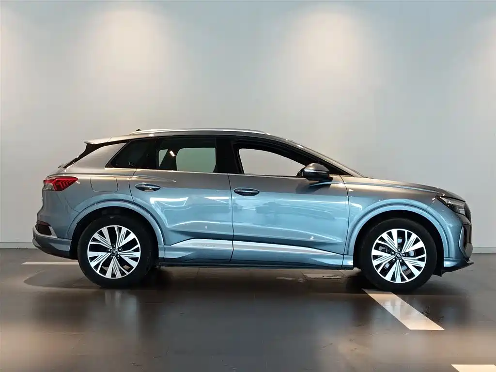 Audi Audi Q4 e-tron 2024 40 e-tron Edition One 2024 - thumbnail 3