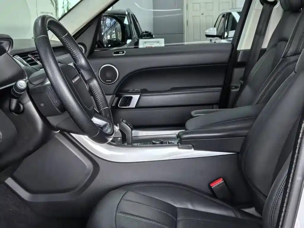 Land Rover Range Rover Sport 2021 3.0 L6 SE 2021 - thumbnail 3