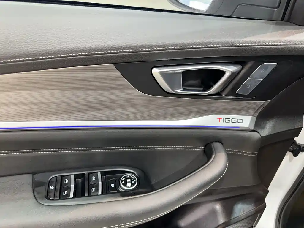 Chery Tiggo 8 2021 Kunpeng Edition 290TGDI Automatic Fuyao Edition 2022 - thumbnail 12