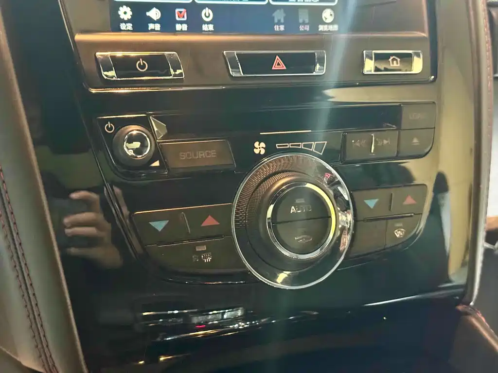 Jaguar Jaguar XK 2012 XKR 5.0L Supercharged Coupe 2013 - thumbnail 11