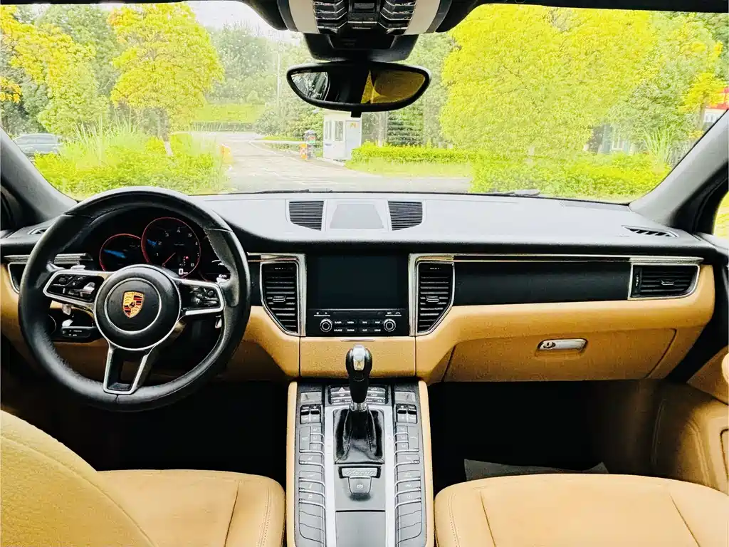 Porsche Porsche Macan 2017 Macan 2.0T 2017 - thumbnail 12