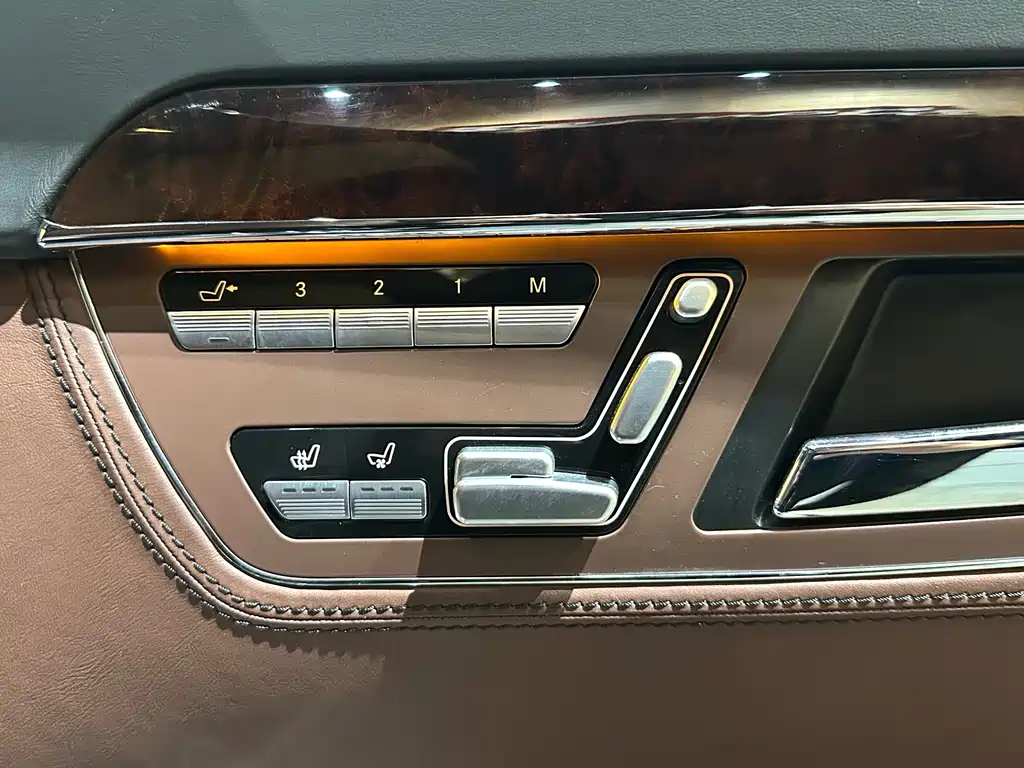 Mercedes-Benz Mercedes-Benz S-Class 2010 S 600 L 2013 - thumbnail 16