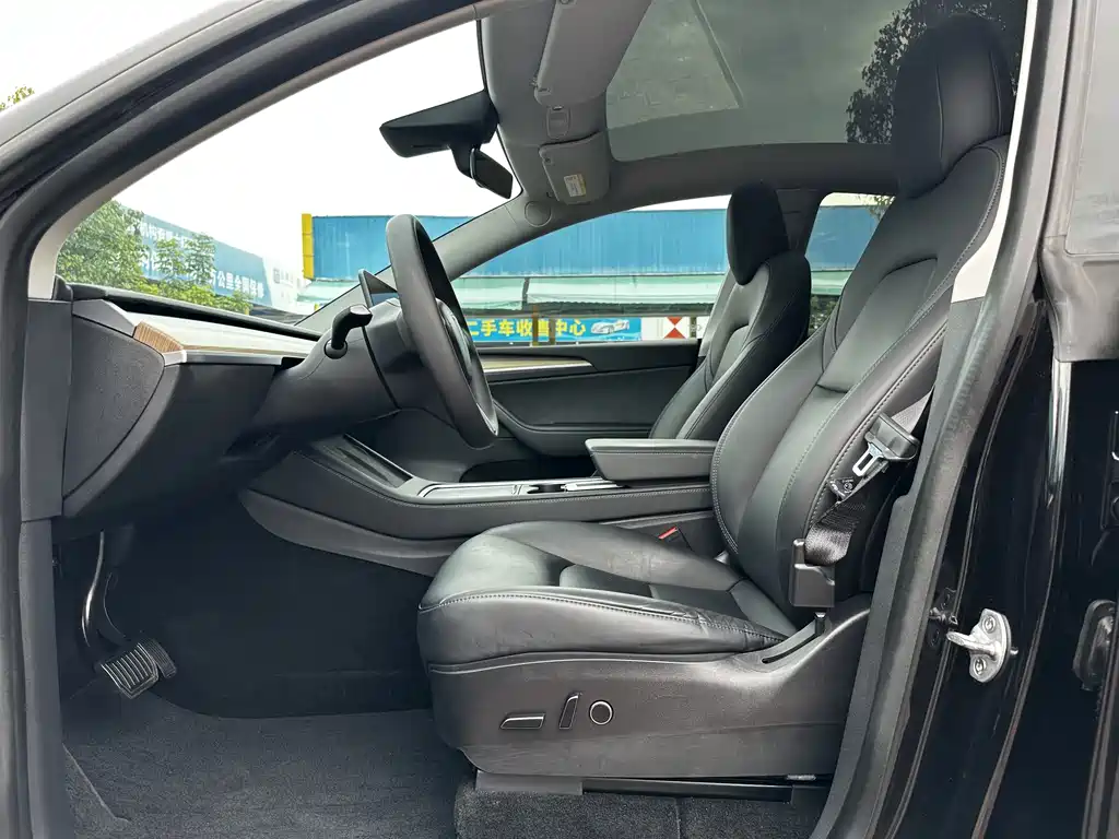 Tesla Model Y 2022 Rear-Wheel Drive 2022 - thumbnail 12