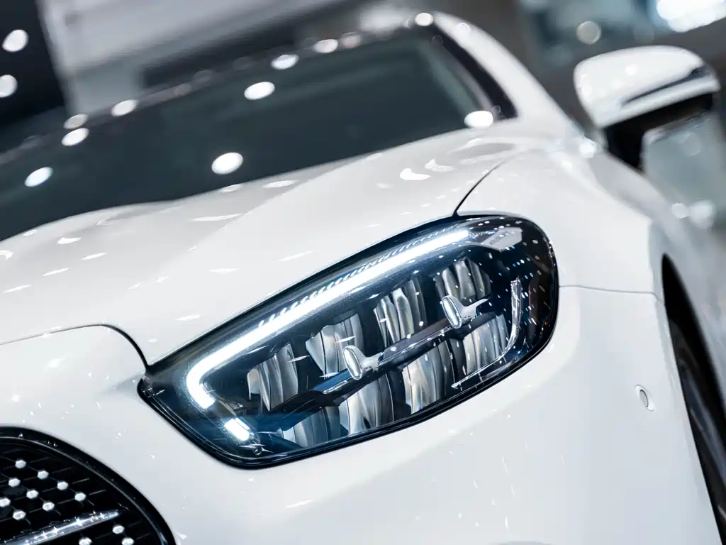 Mercedes-Benz Mercedes-Benz E-Class Coupe E 260 (2023 Model Year) 2024 - thumbnail 3