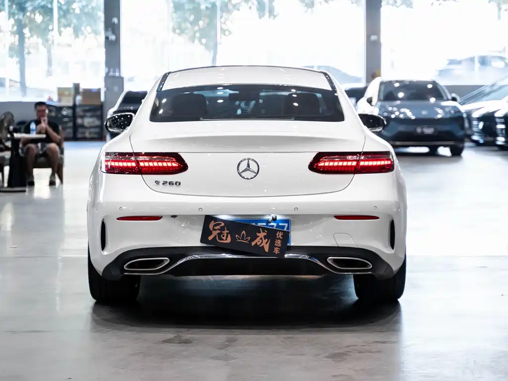 Mercedes-Benz Mercedes-Benz E-Class Coupe E 260 (2023 Model Year) 2024 - thumbnail 6