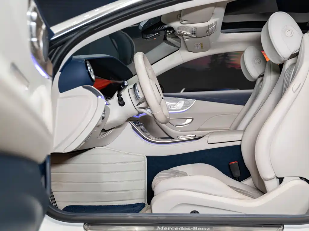 Mercedes-Benz Mercedes-Benz E-Class Coupe E 260 (2023 Model Year) 2024 - thumbnail 11