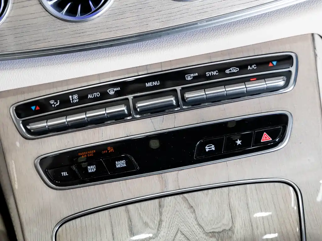 Mercedes-Benz Mercedes-Benz E-Class Coupe E 260 (2023 Model Year) 2024 - thumbnail 16