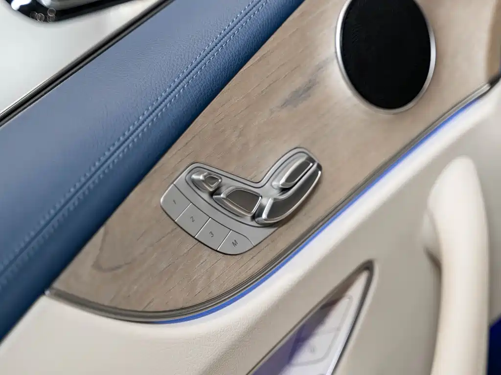 Mercedes-Benz Mercedes-Benz E-Class Coupe E 260 (2023 Model Year) 2024 - thumbnail 17