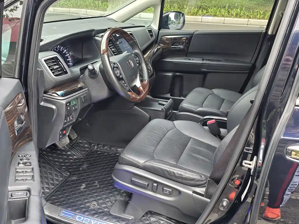 Honda Honda Odyssey 2019 2.0L Elite Version 2019 - thumbnail 8