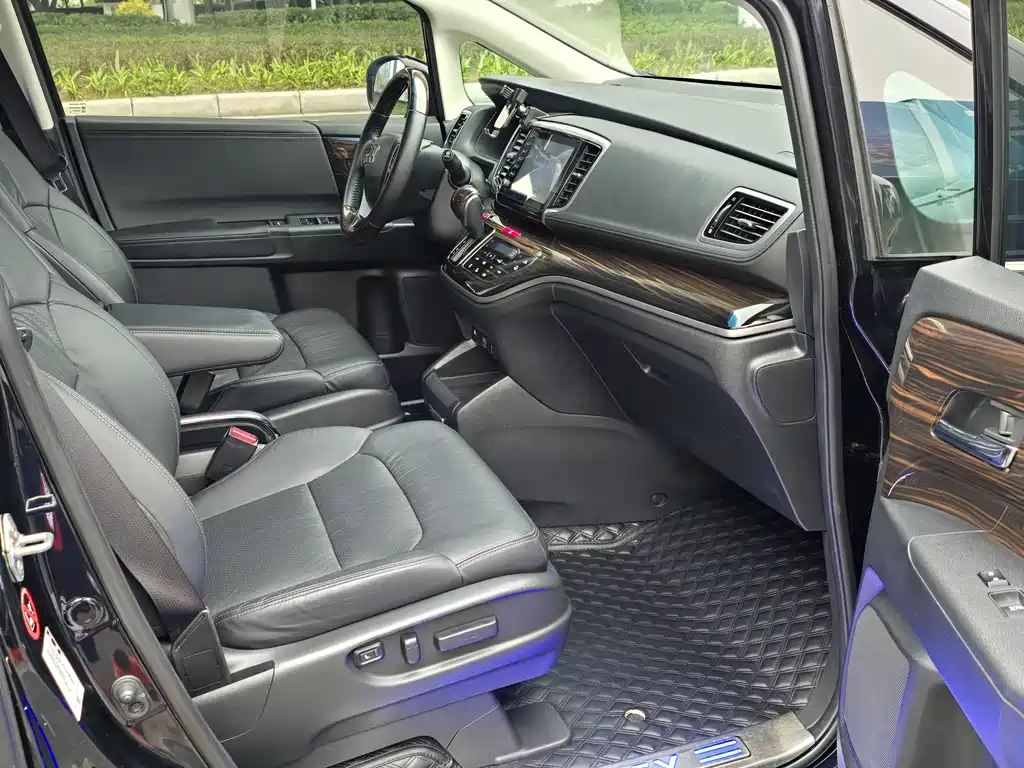 Honda Honda Odyssey 2019 2.0L Elite Version 2019 - thumbnail 9