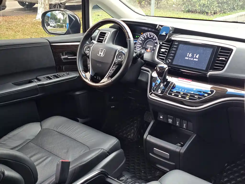 Honda Honda Odyssey 2019 2.0L Elite Version 2019 - thumbnail 12