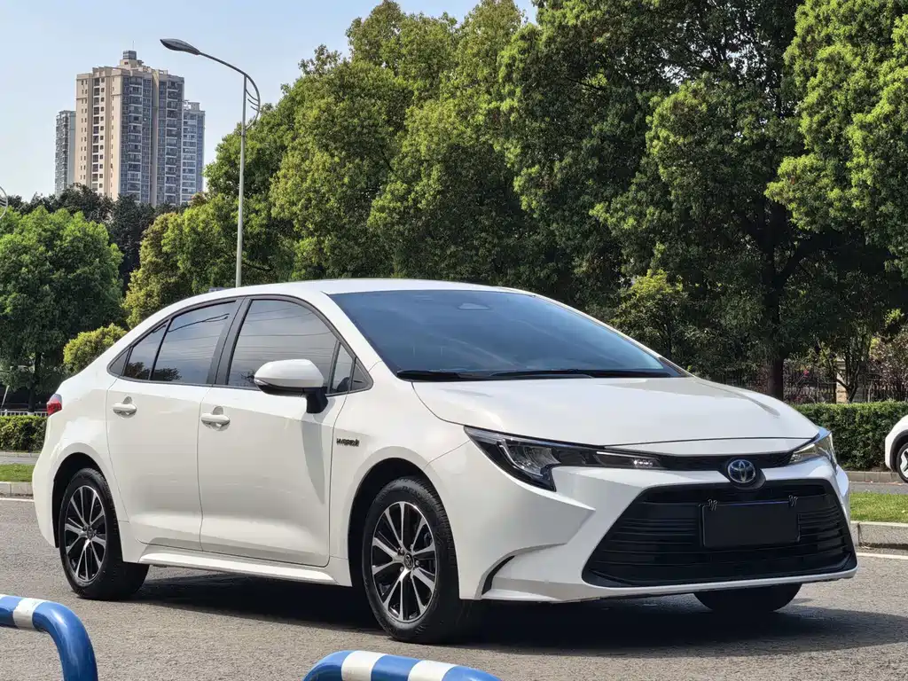 Toyota Toyota Corolla 2023 Smart Hybrid 1.8L Leading Edition 2024 - thumbnail 3
