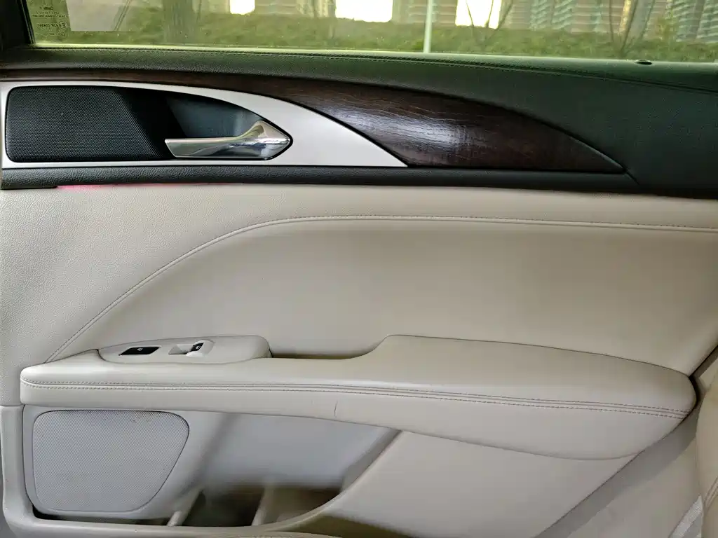 Lincoln Lincoln MKZ 2017 2.0T Select Edition 2017 - thumbnail 15