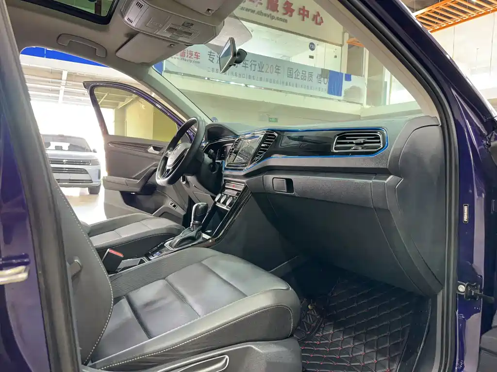 Volkswagen T-Roc 2020 280TSI DSG 2WD Comfort Model 2020 - thumbnail 11