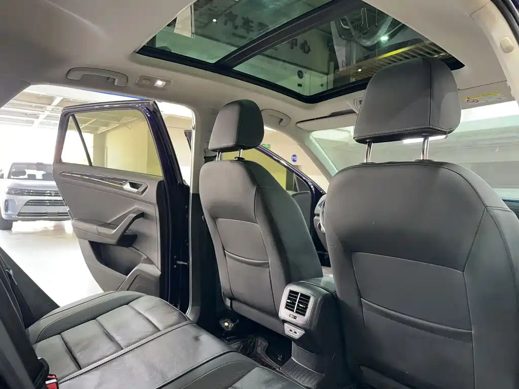 Volkswagen T-Roc 2020 280TSI DSG 2WD Comfort Model 2020 - thumbnail 17