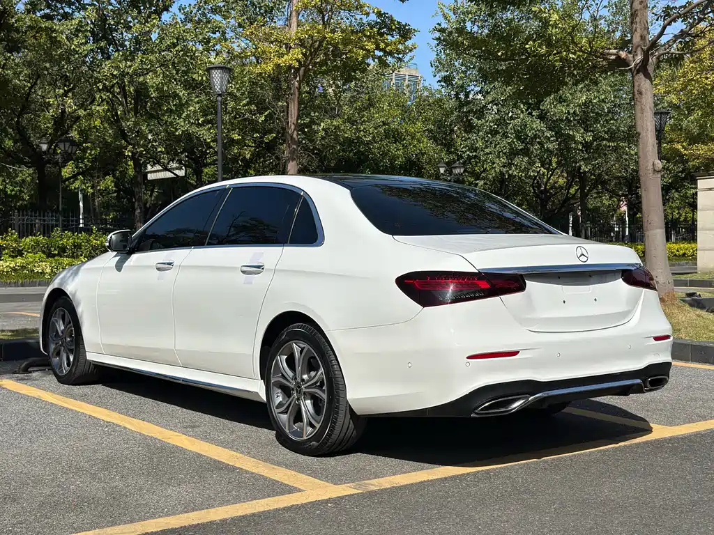Mercedes-Benz Mercedes-Benz E-Class 2021 E 300 L Sport Luxury 2021 - thumbnail 4