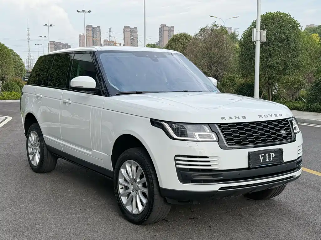 Land Rover Range Rover 2022 3.0 L6 360PS Autobiography 2023 - thumbnail 3